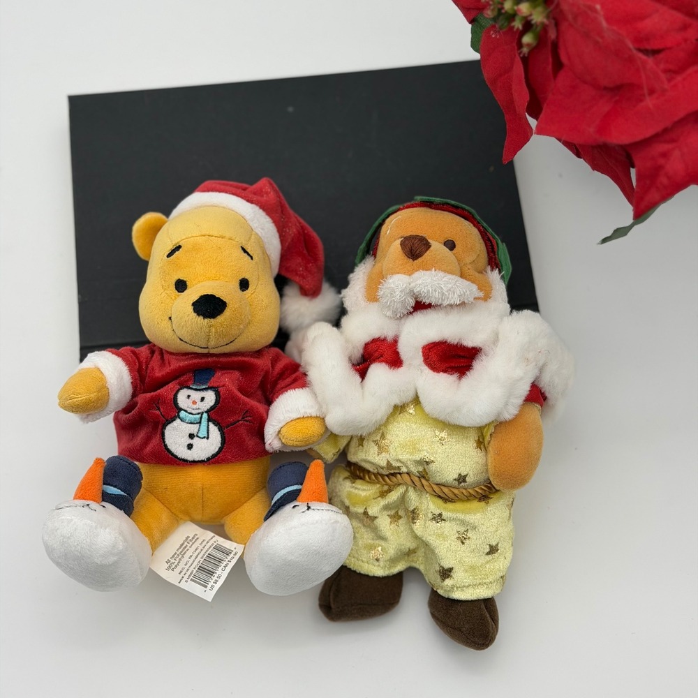 Disney Winnie the Pooh Christmas Plush Bean Bag Snowman Santa Hat 7" Set of 2